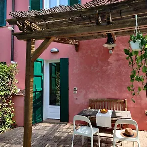  Bauernhof Agriturismo Le Pellicce Italien
